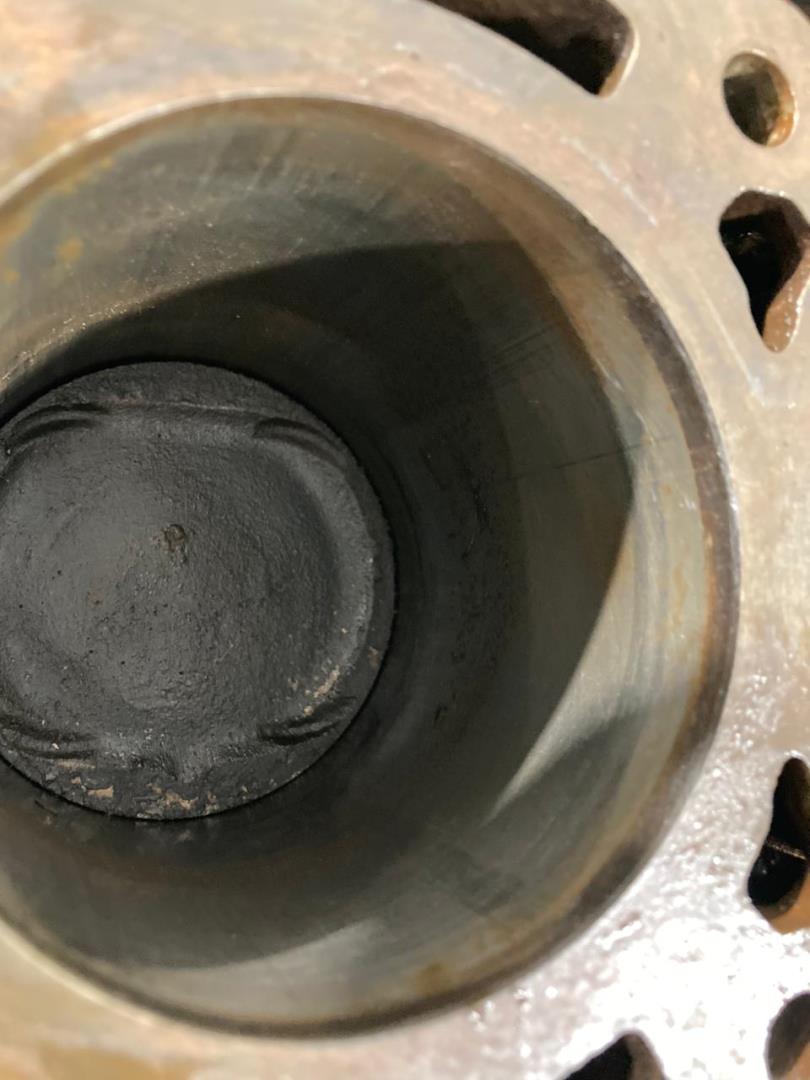 Блок двигателя