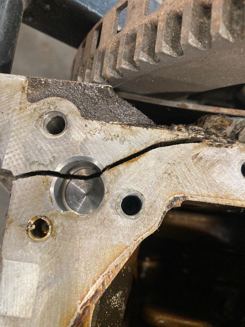 Блок двигателя