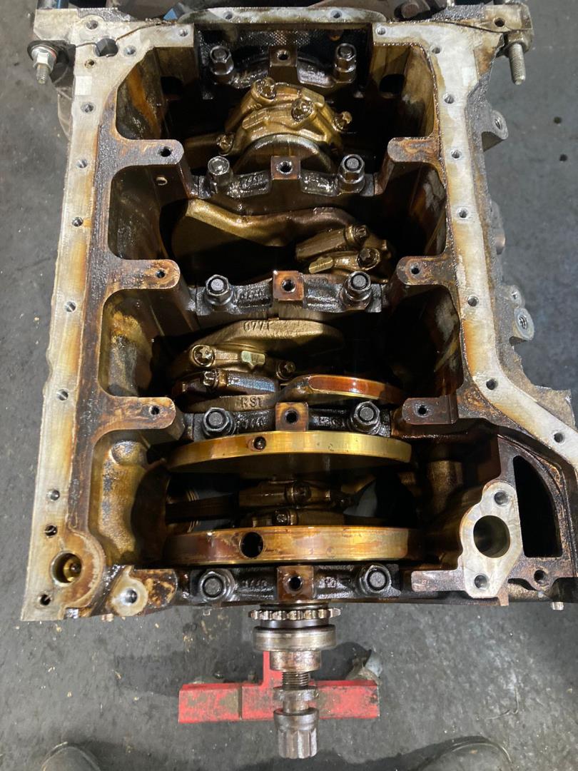 Блок двигателя