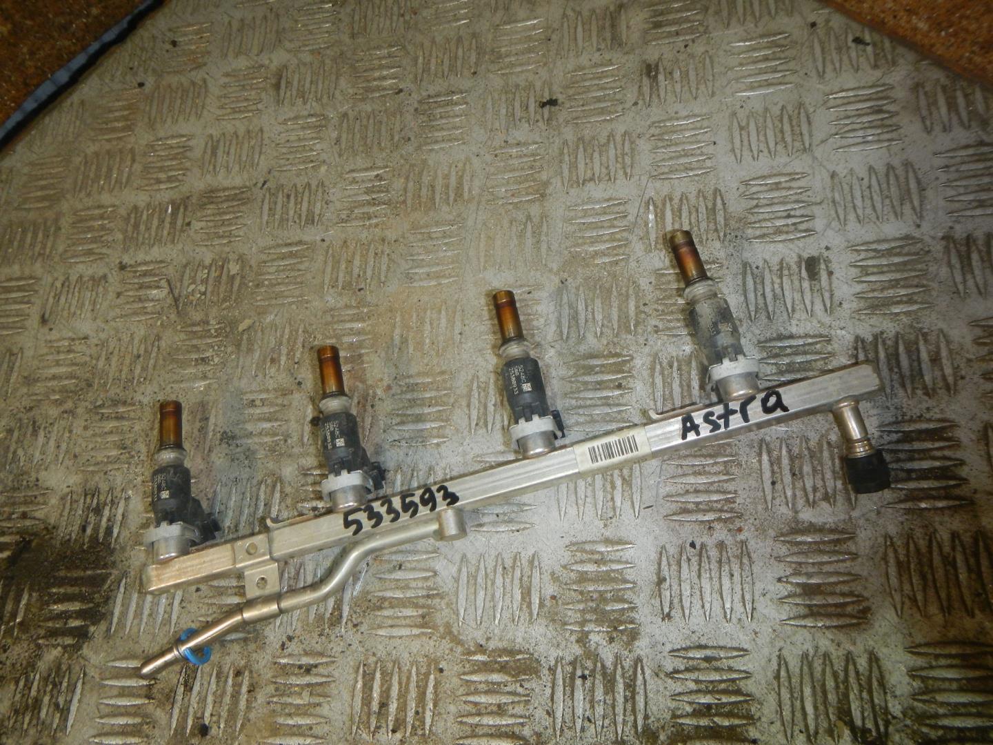 Рейка топливная (рампа)