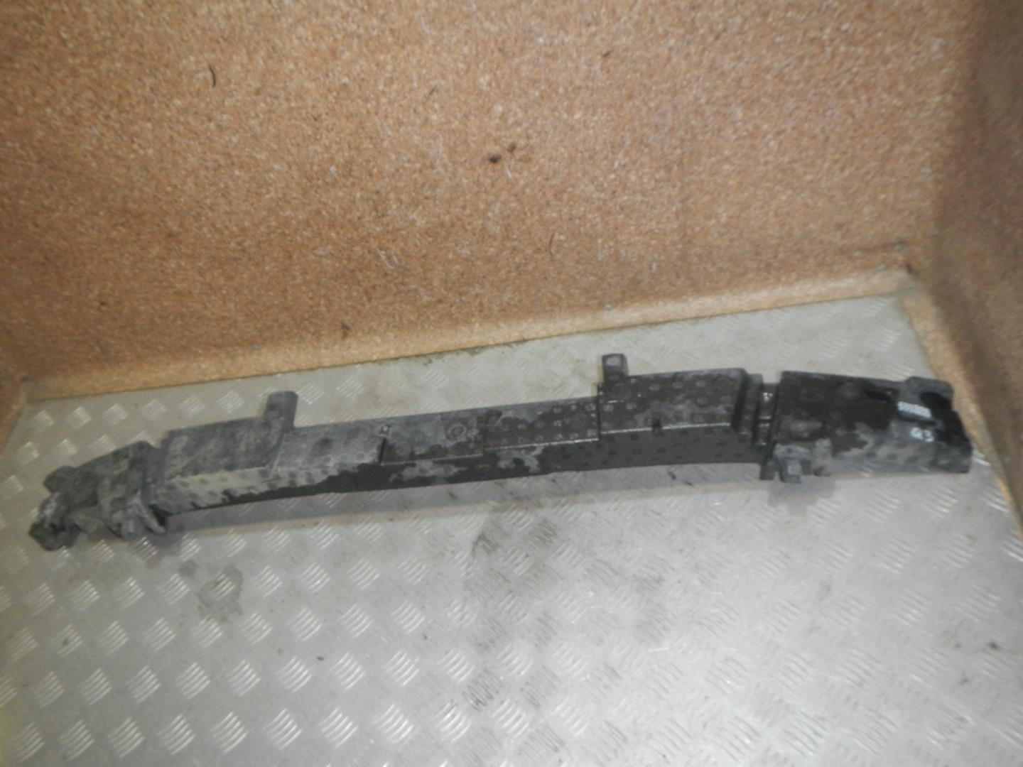 Наполнитель переднего бампера