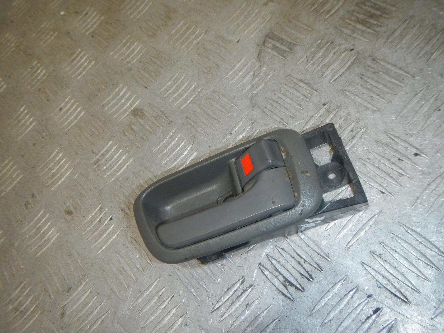 Ручка двери внутренняя правая