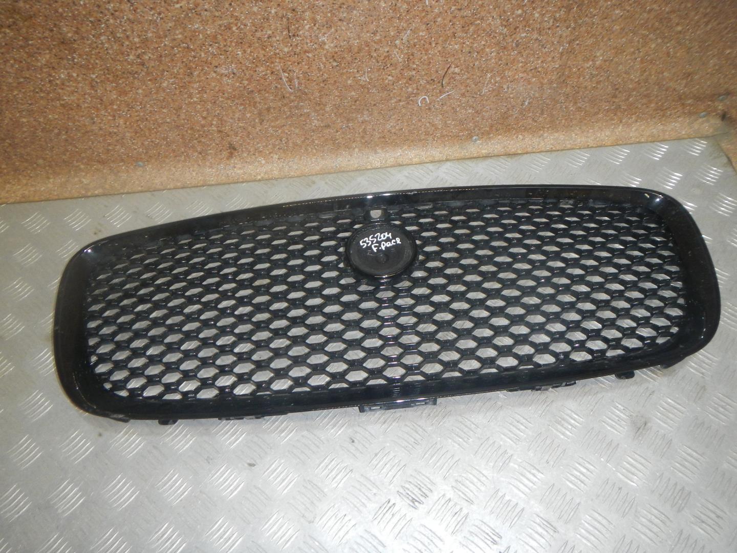 Решетка радиатора