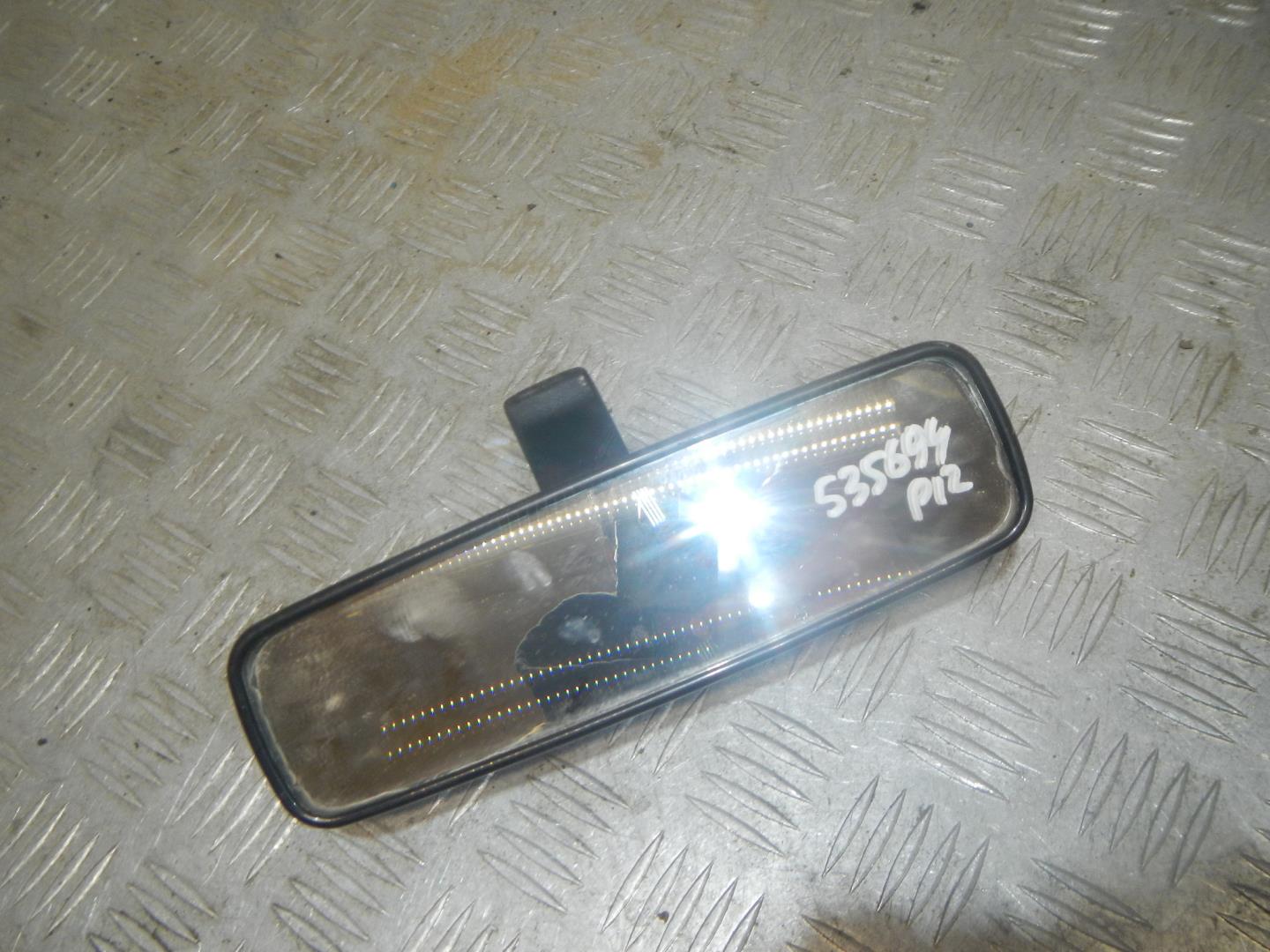 Зеркало заднего вида