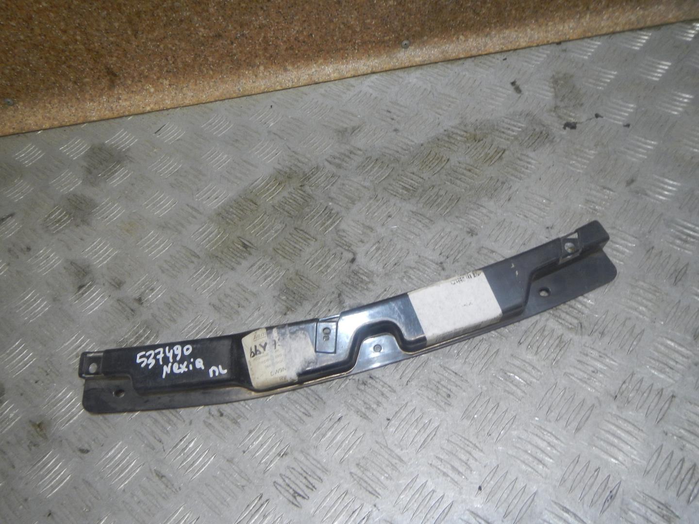 Кронштейн переднего бампера левый