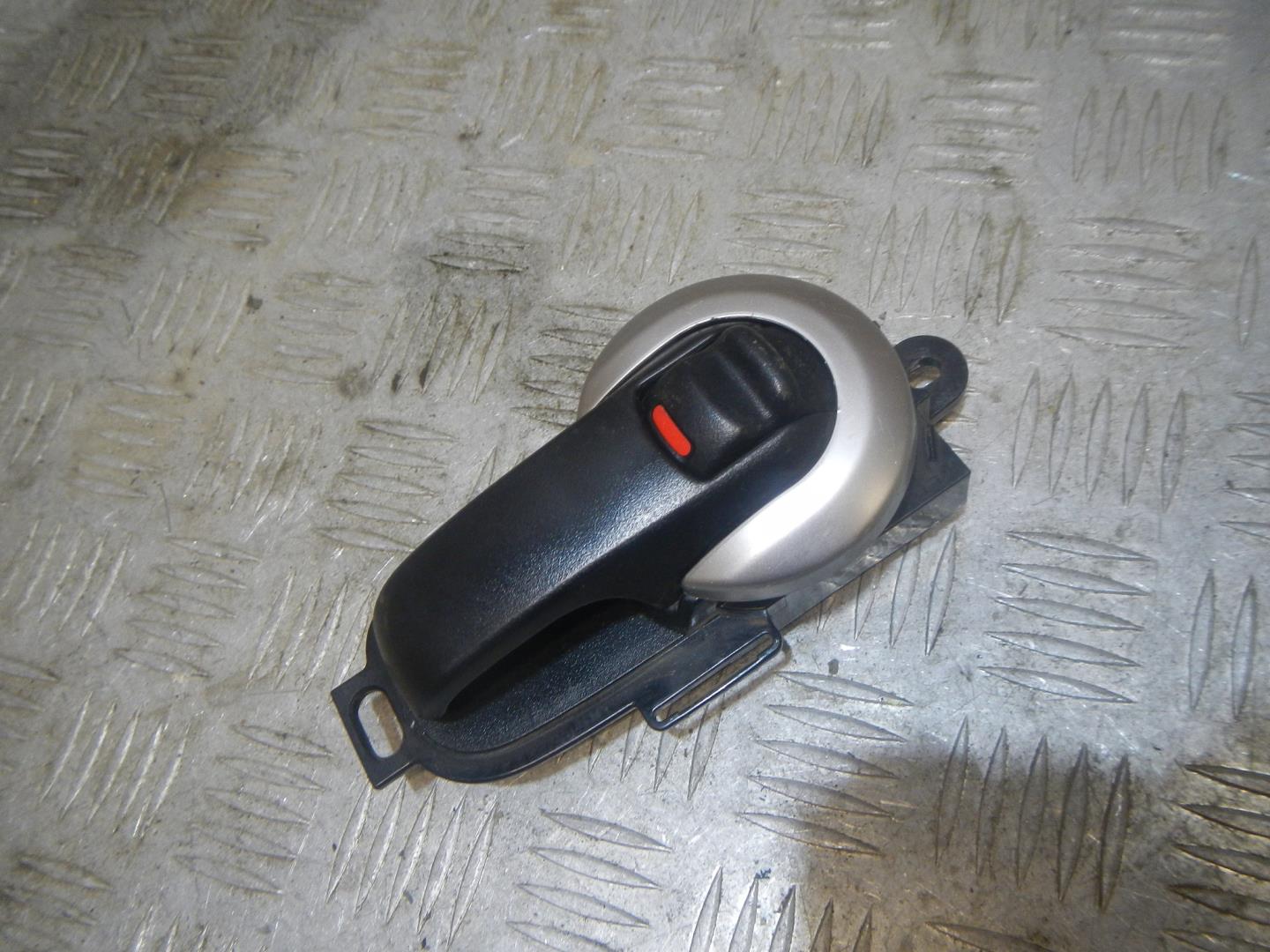 Ручка двери внутренняя правая