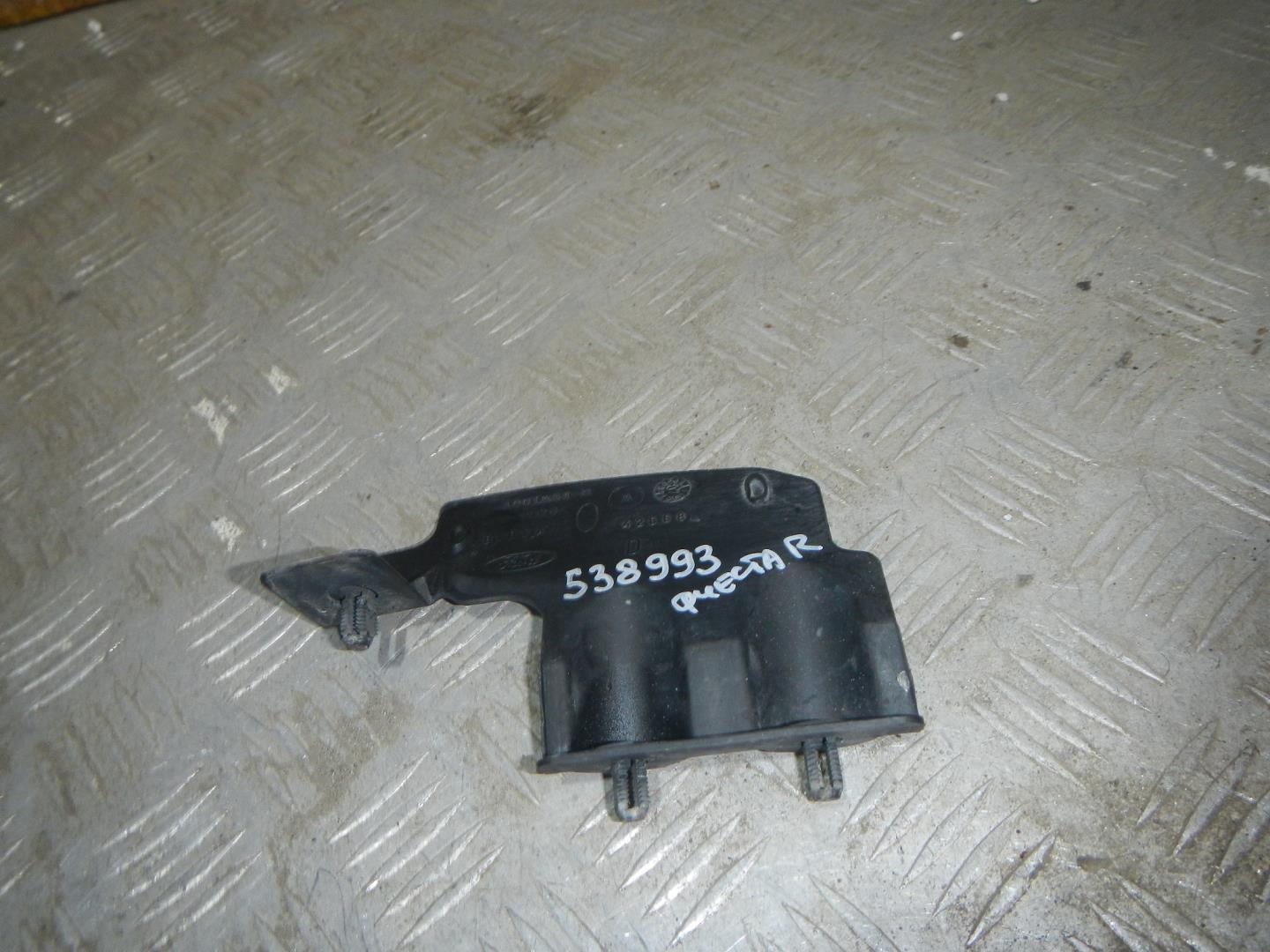 Воздуховод радиатора правый