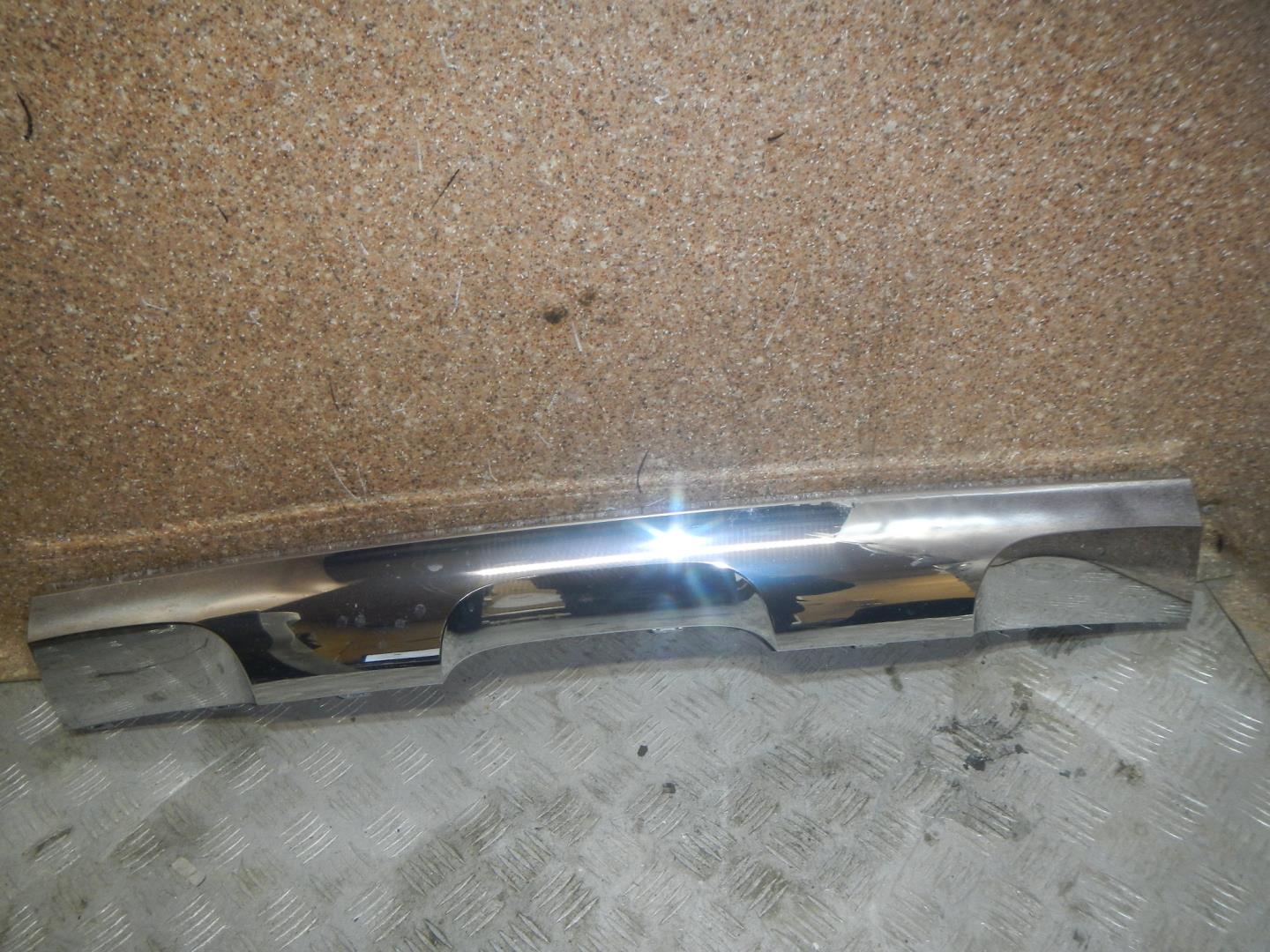 Накладка заднего бампера