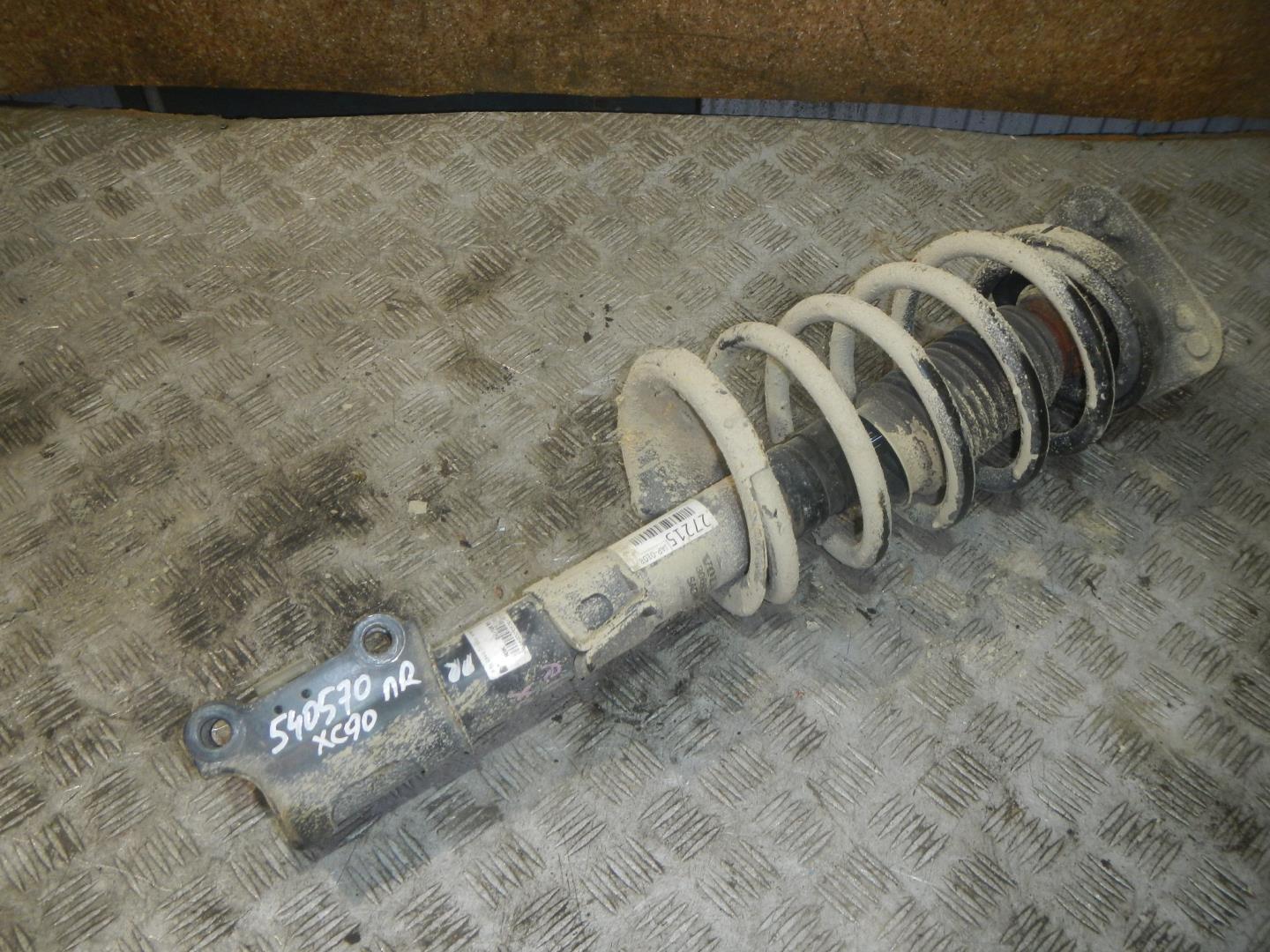 Амортизатор передний правый