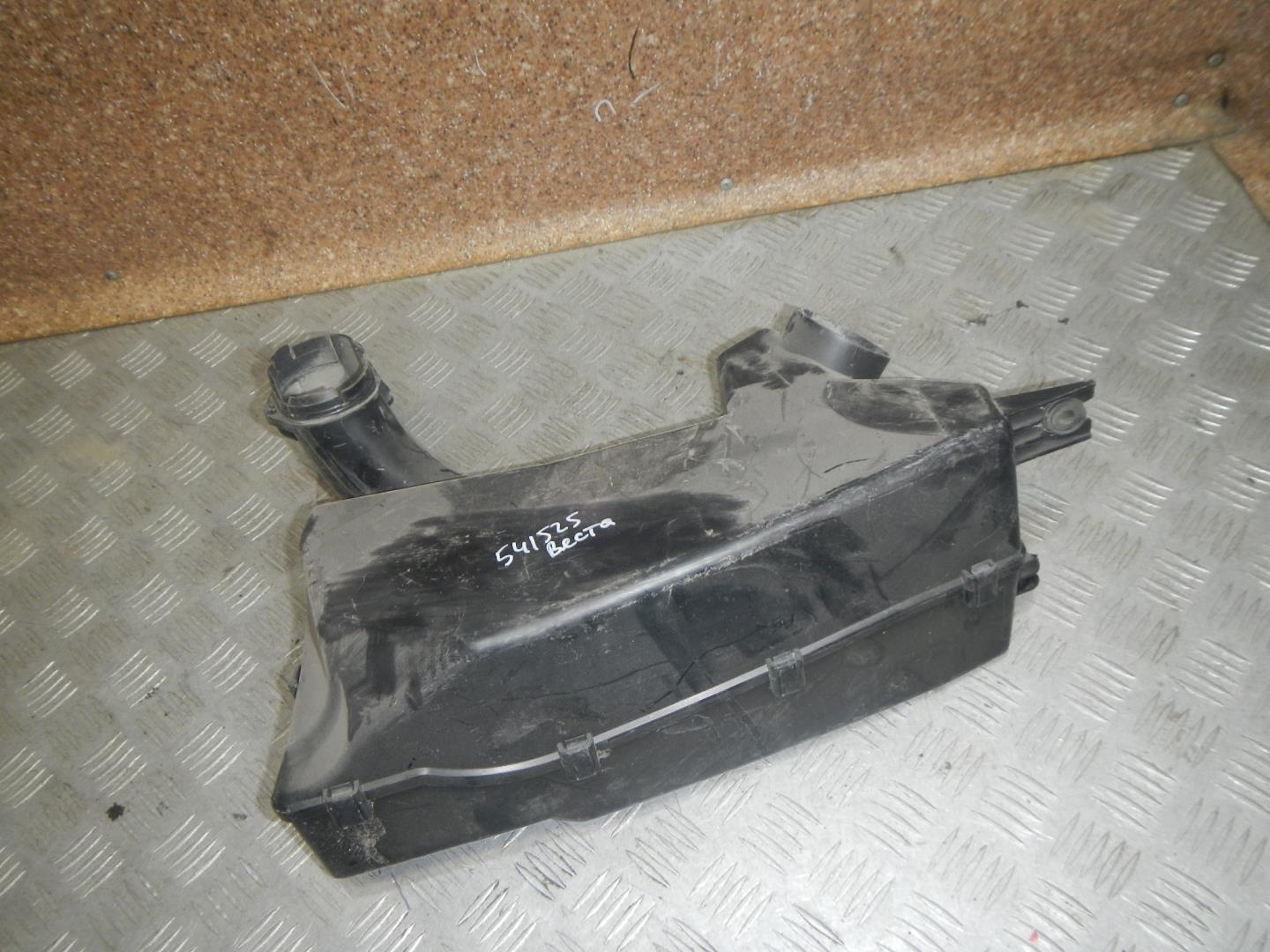 Резонатор воздушного фильтра