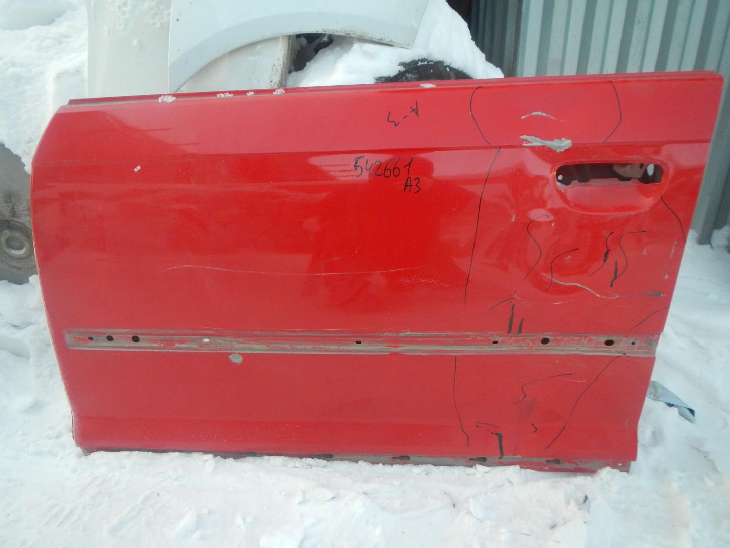 Дверь передняя левая
