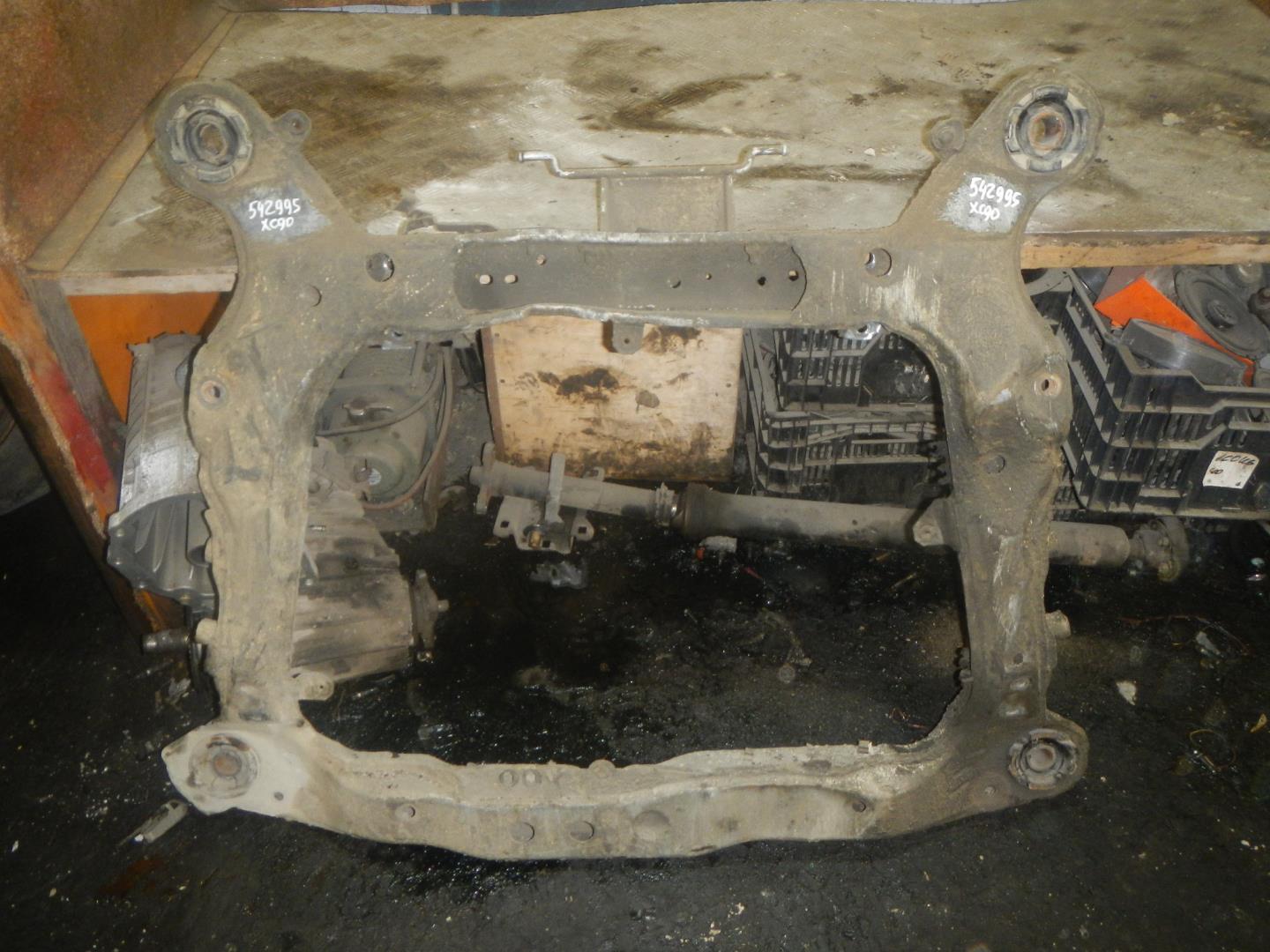 Балка подмоторная