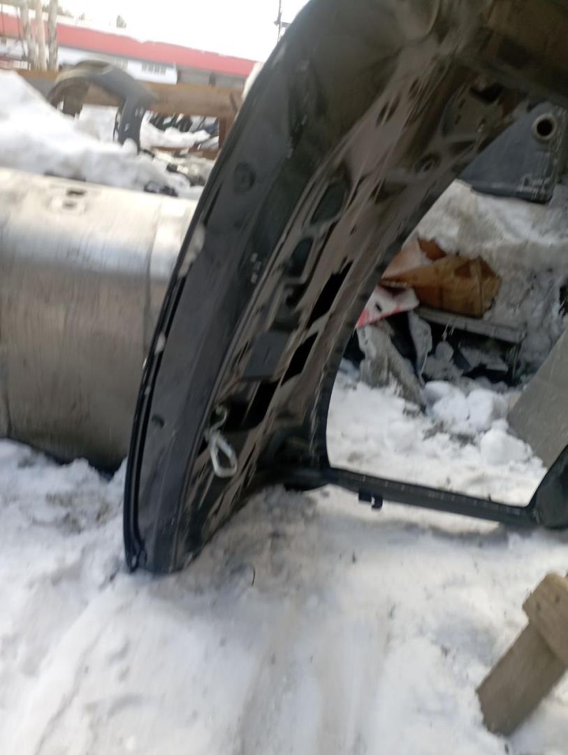 Дверь багажника