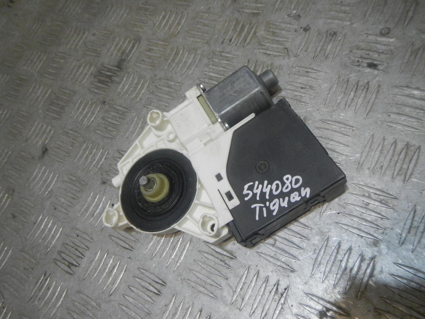 Моторчик стеклоподъемника