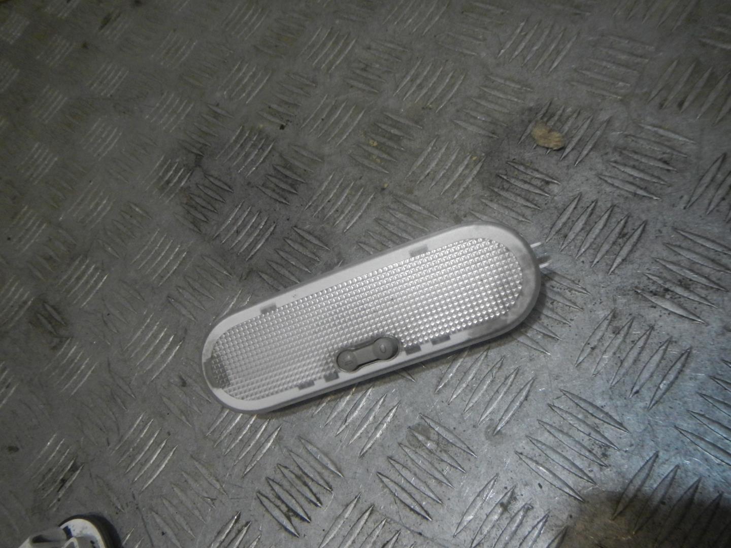 Плафон салонный