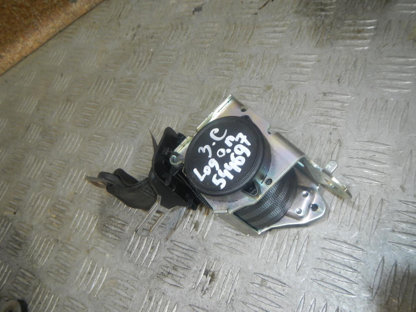 Ремень безопасности