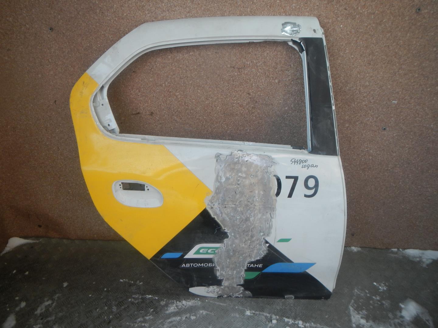 Дверь задняя правая