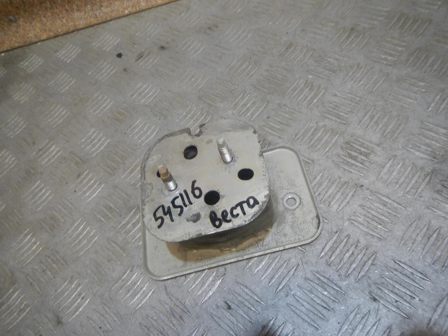 Кронштейн усилителя заднего бампера