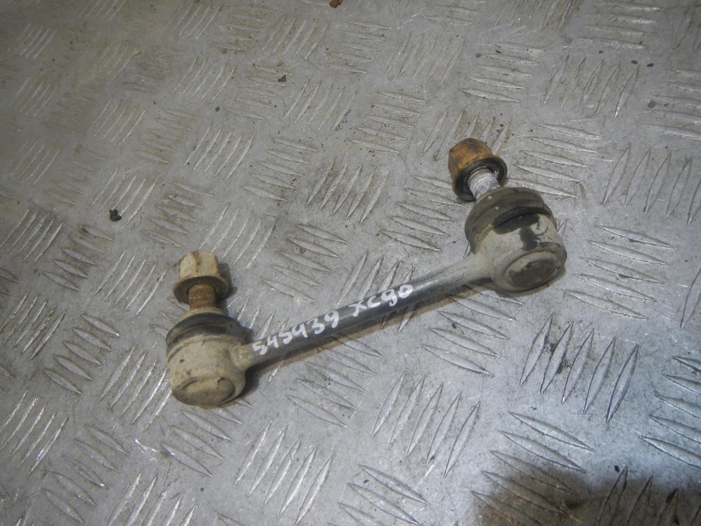 Стойка заднего стабилизатора