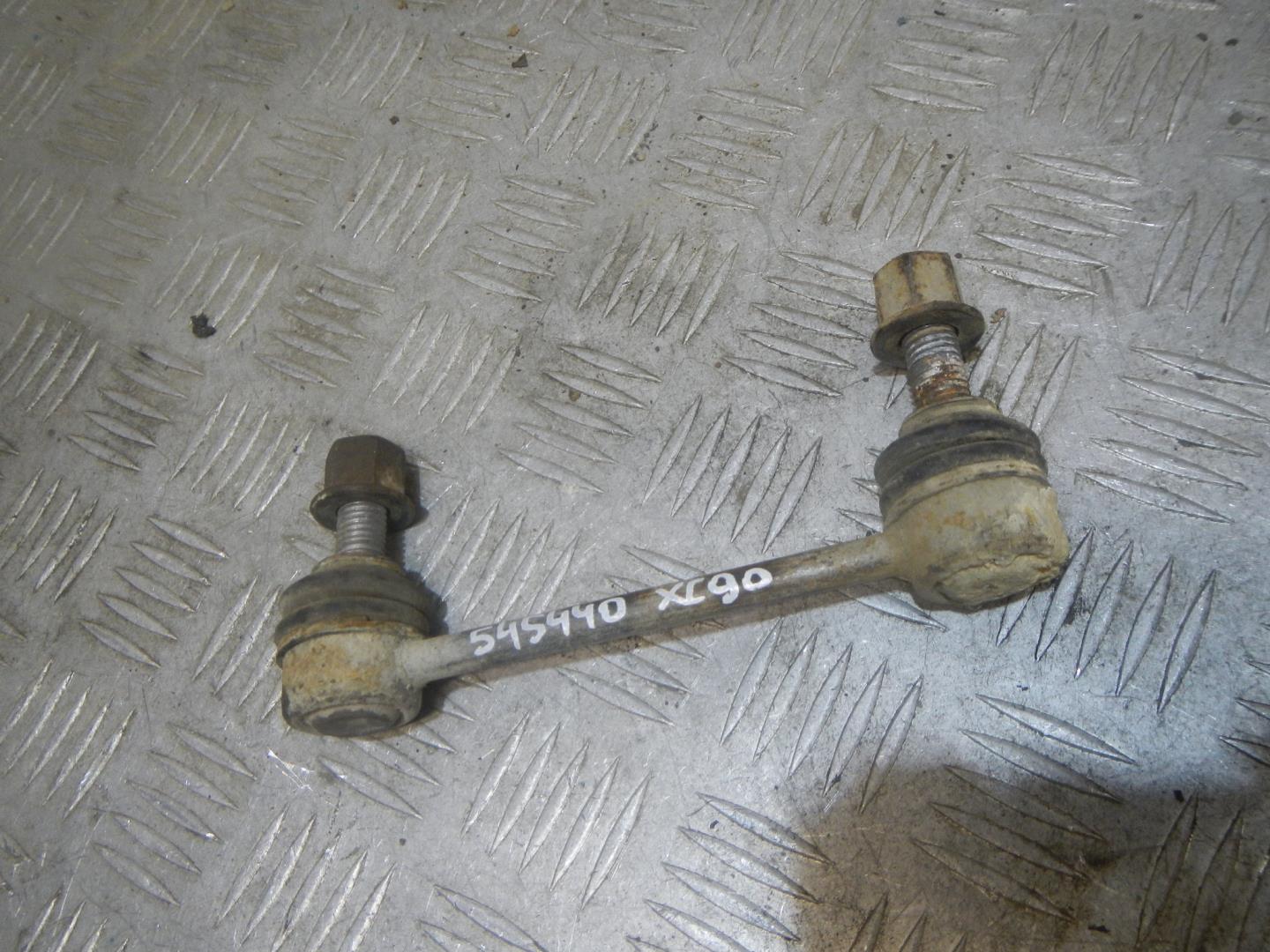 Стойка заднего стабилизатора