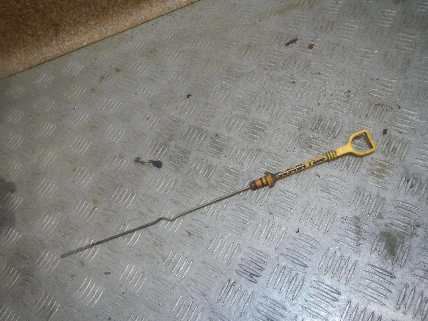 Щуп масляный двигателя