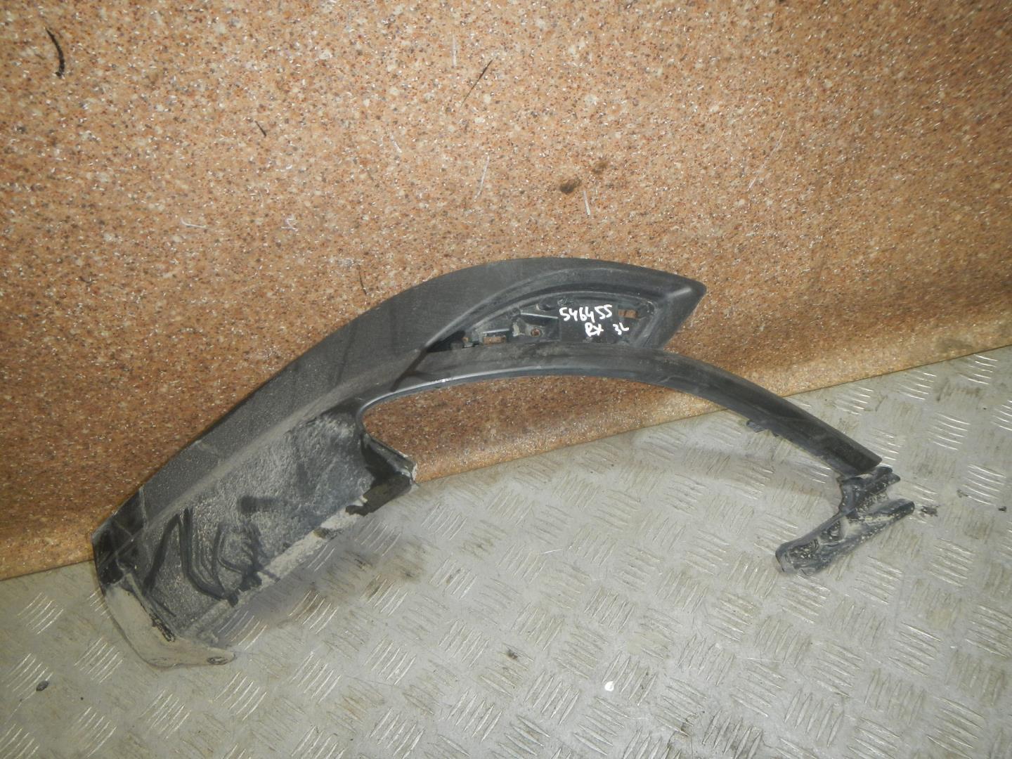 Накладка заднего бампера левая