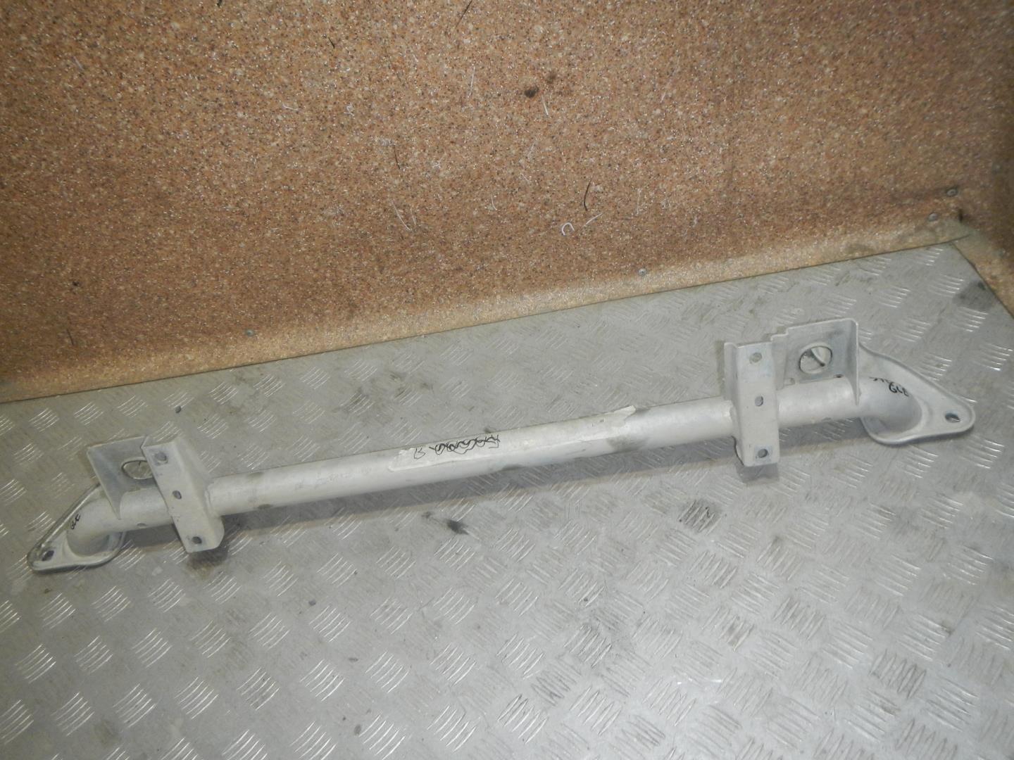 Балка подрадиаторная