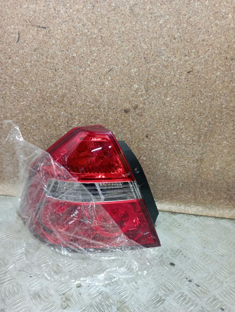 Фонарь задний левый