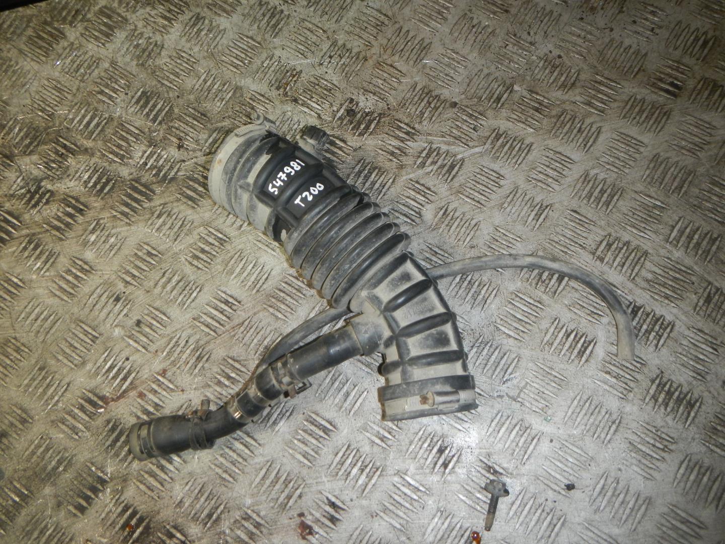 Патрубок воздушного фильтра