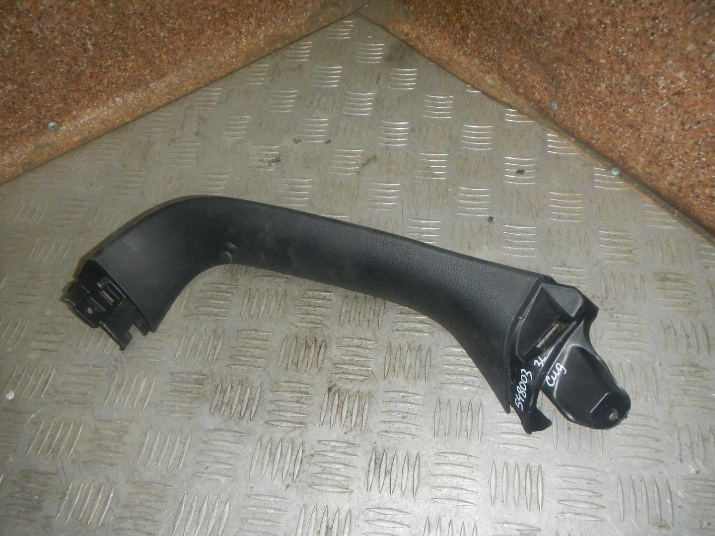 Обшивка двери багажника