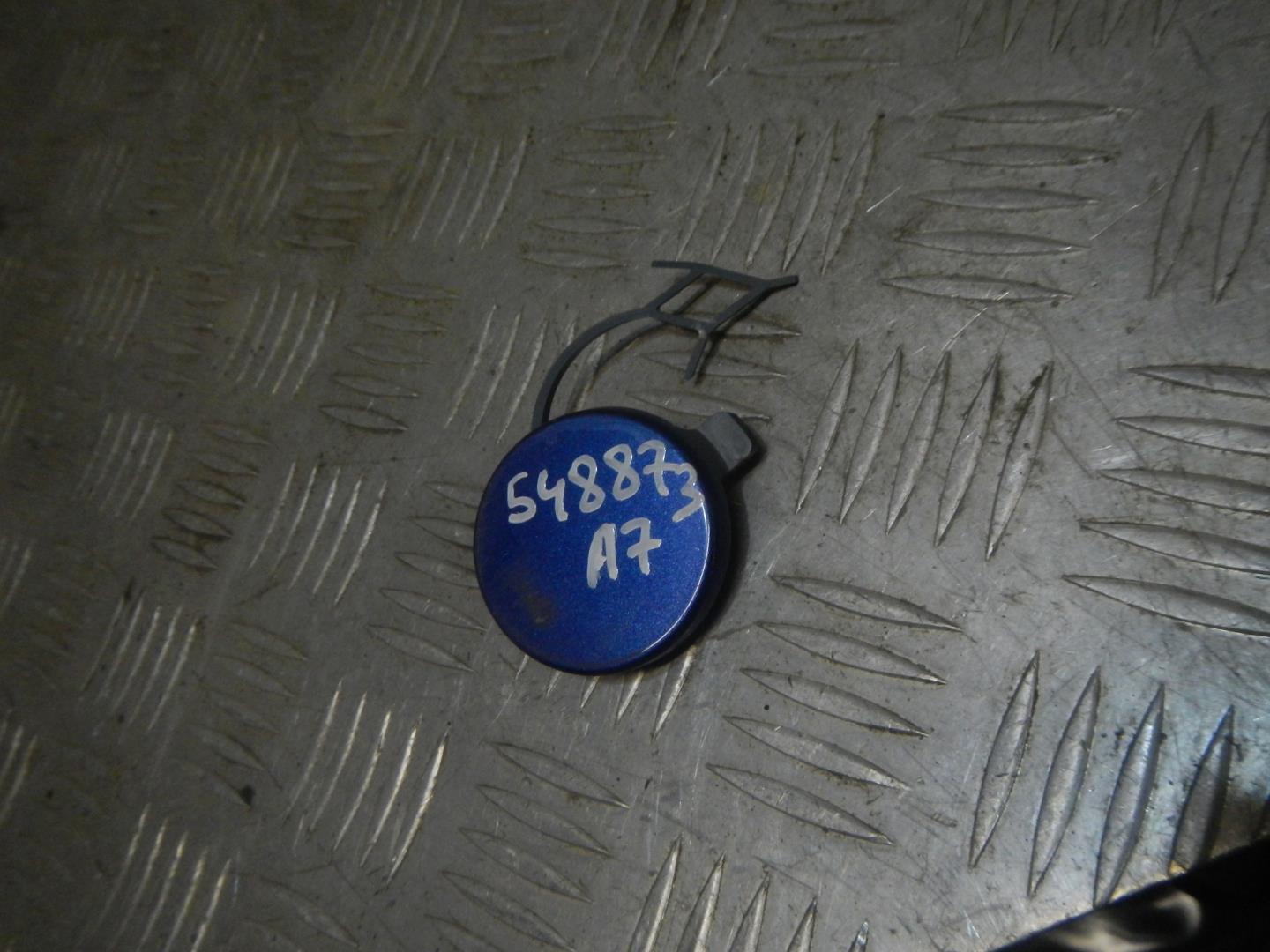 Заглушка буксировочного крюка