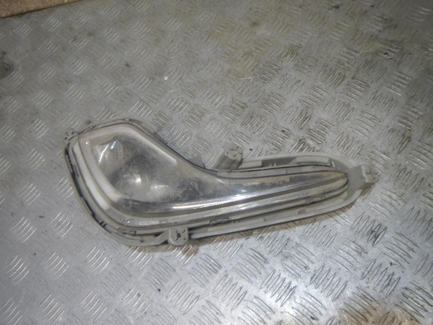 Кронштейн фары противотуманной правой