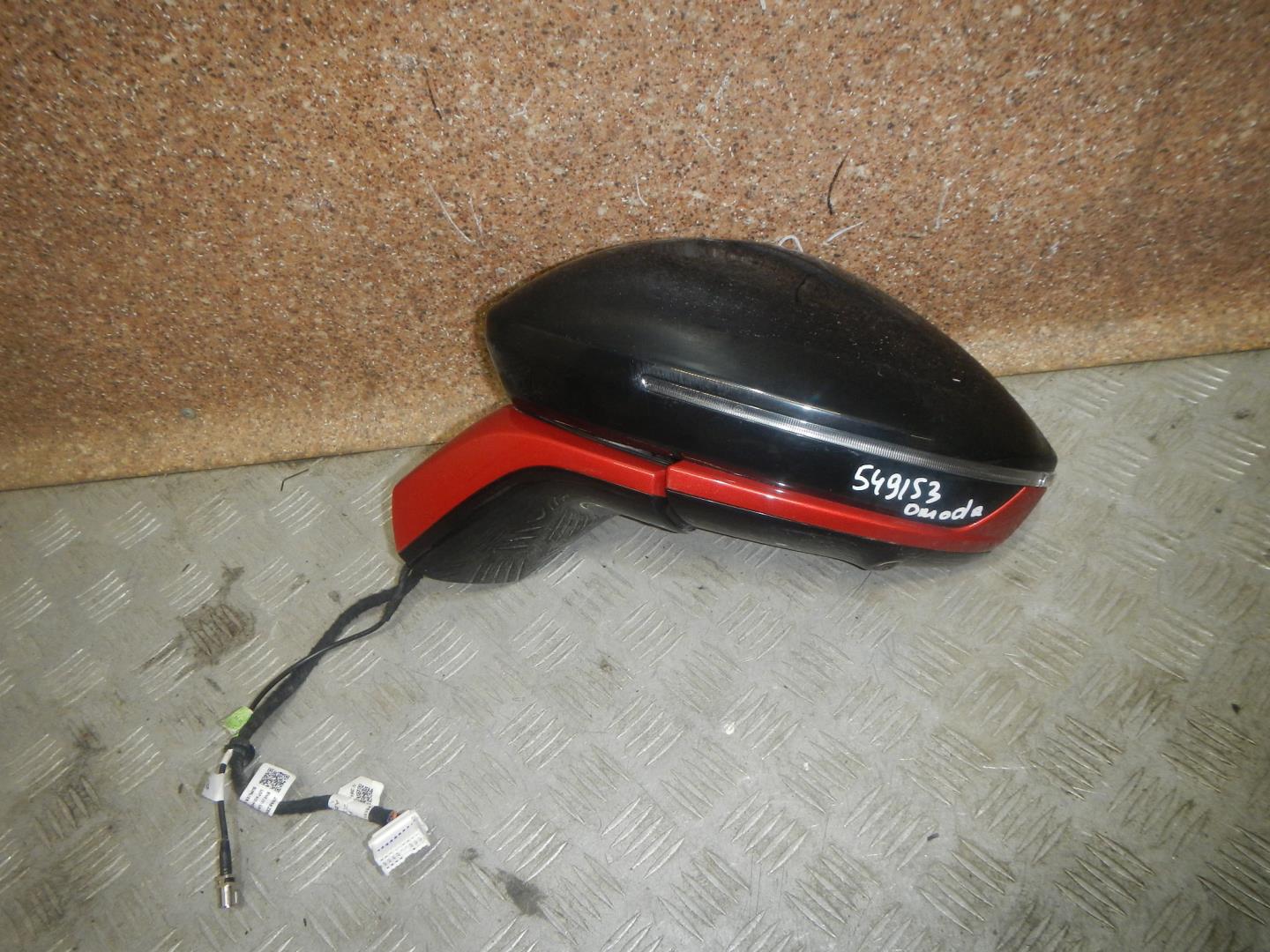 Зеркало левое электрическое