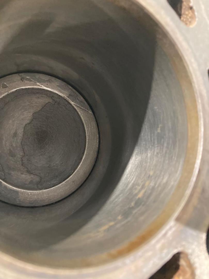 Блок двигателя