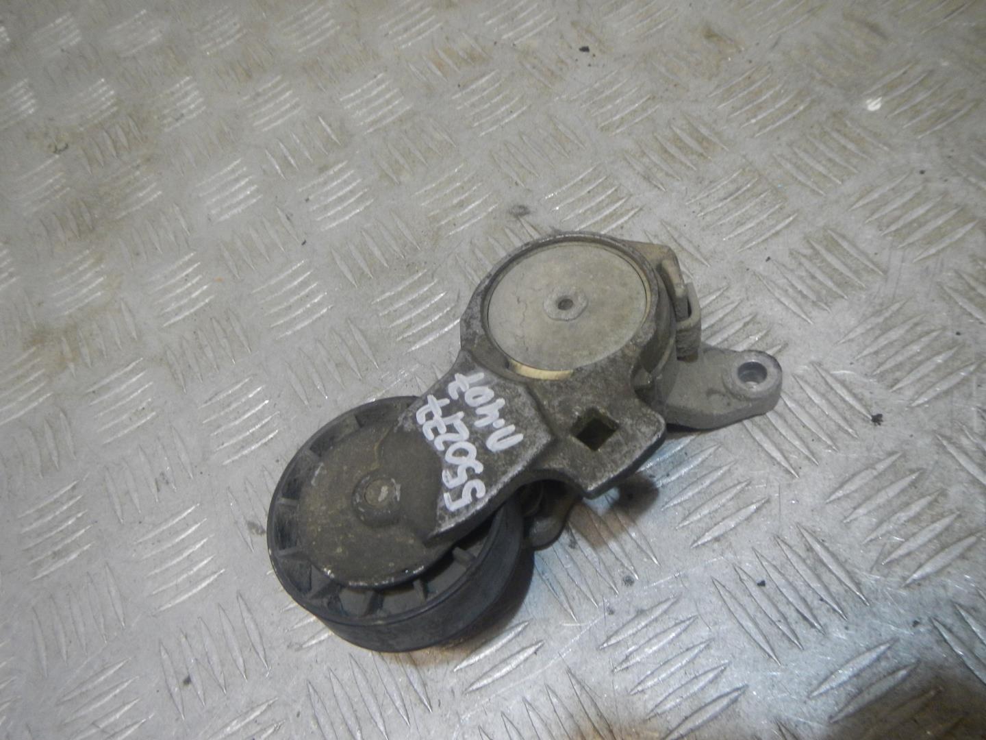 Ролик-натяжитель