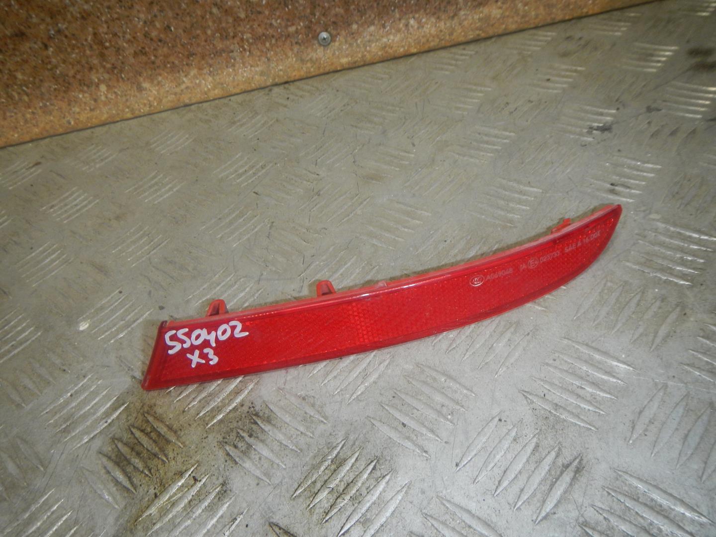 Отражатель в бампер задний правый