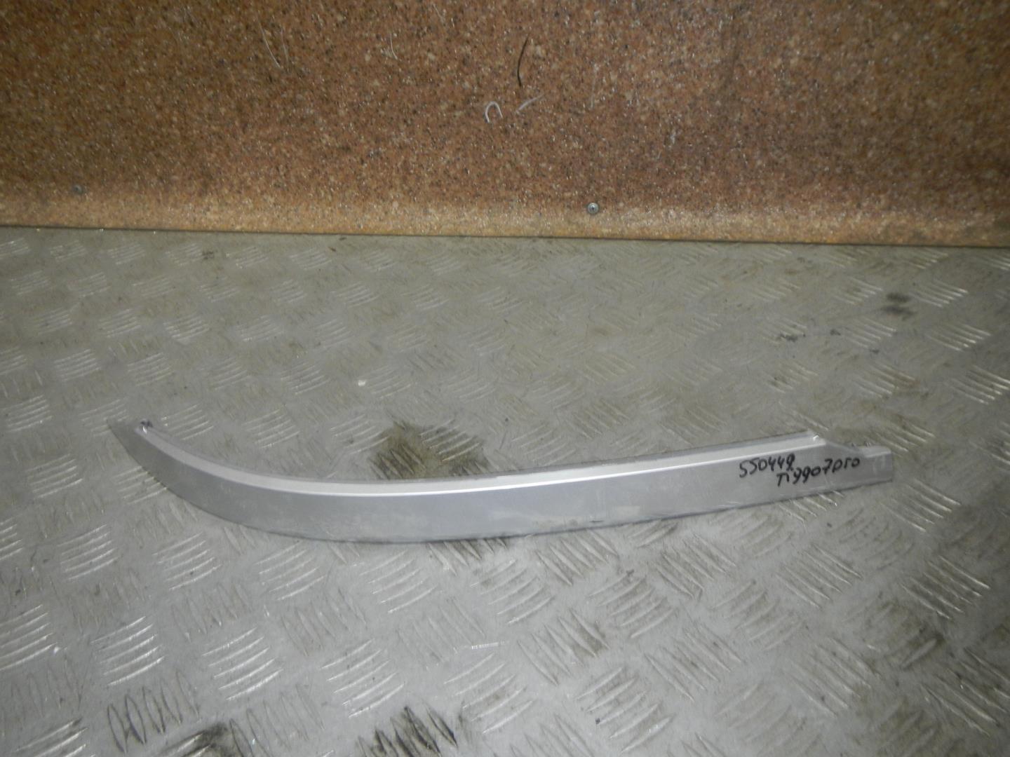 Накладка заднего бампера левая