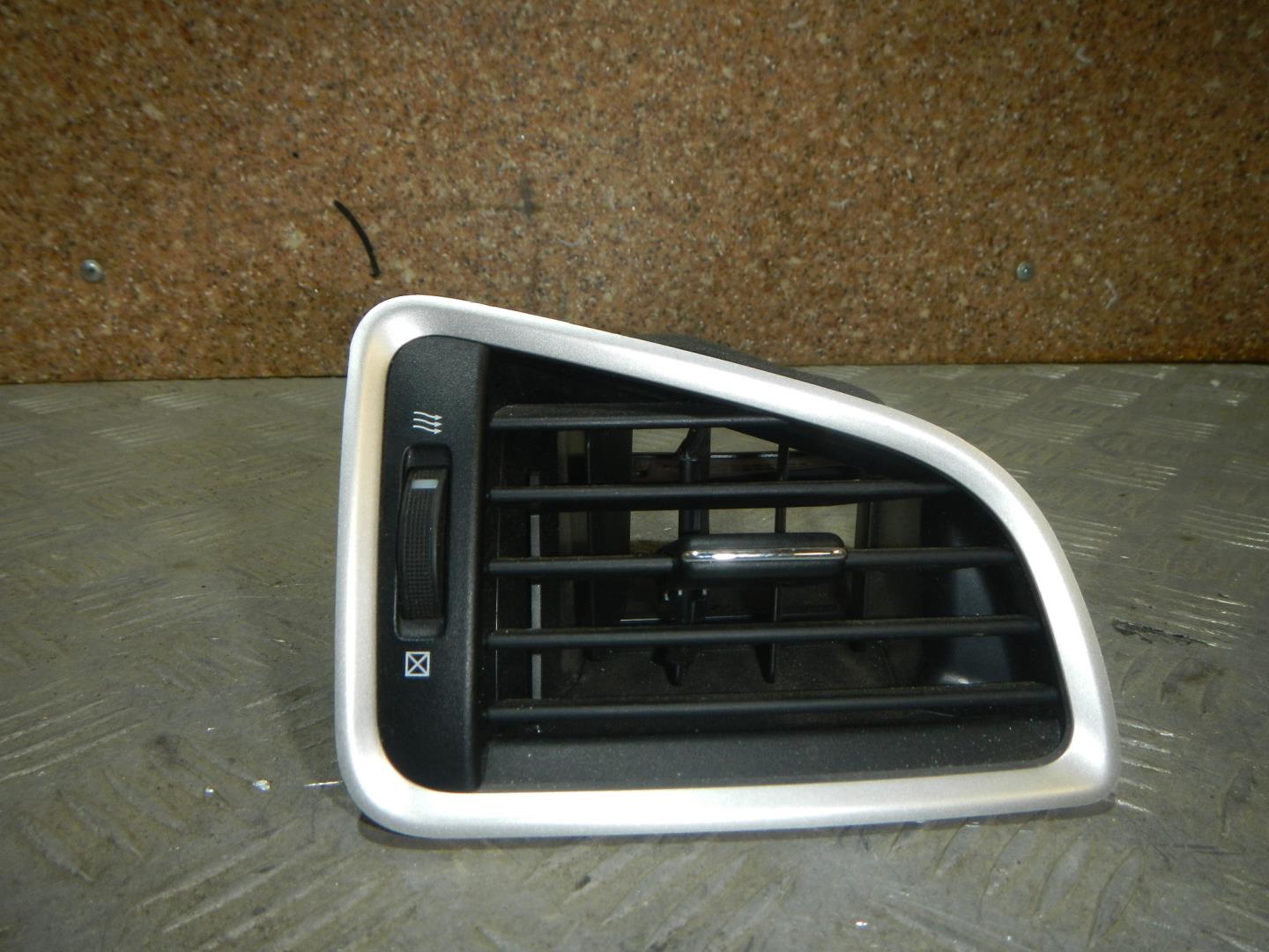 Дефлектор воздушный