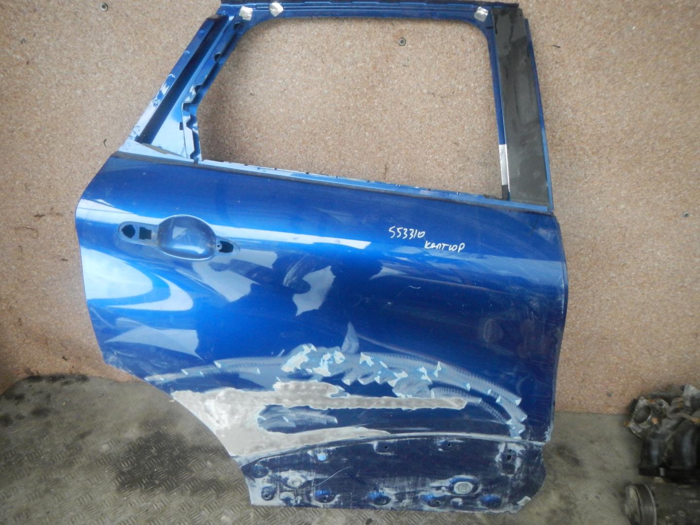 Дверь задняя правая