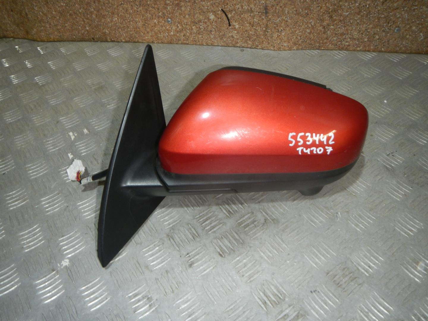 Зеркало левое электрическое