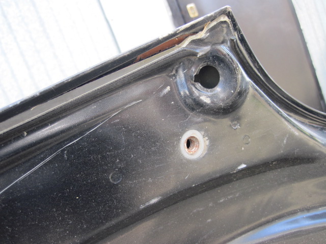 Дверь багажника