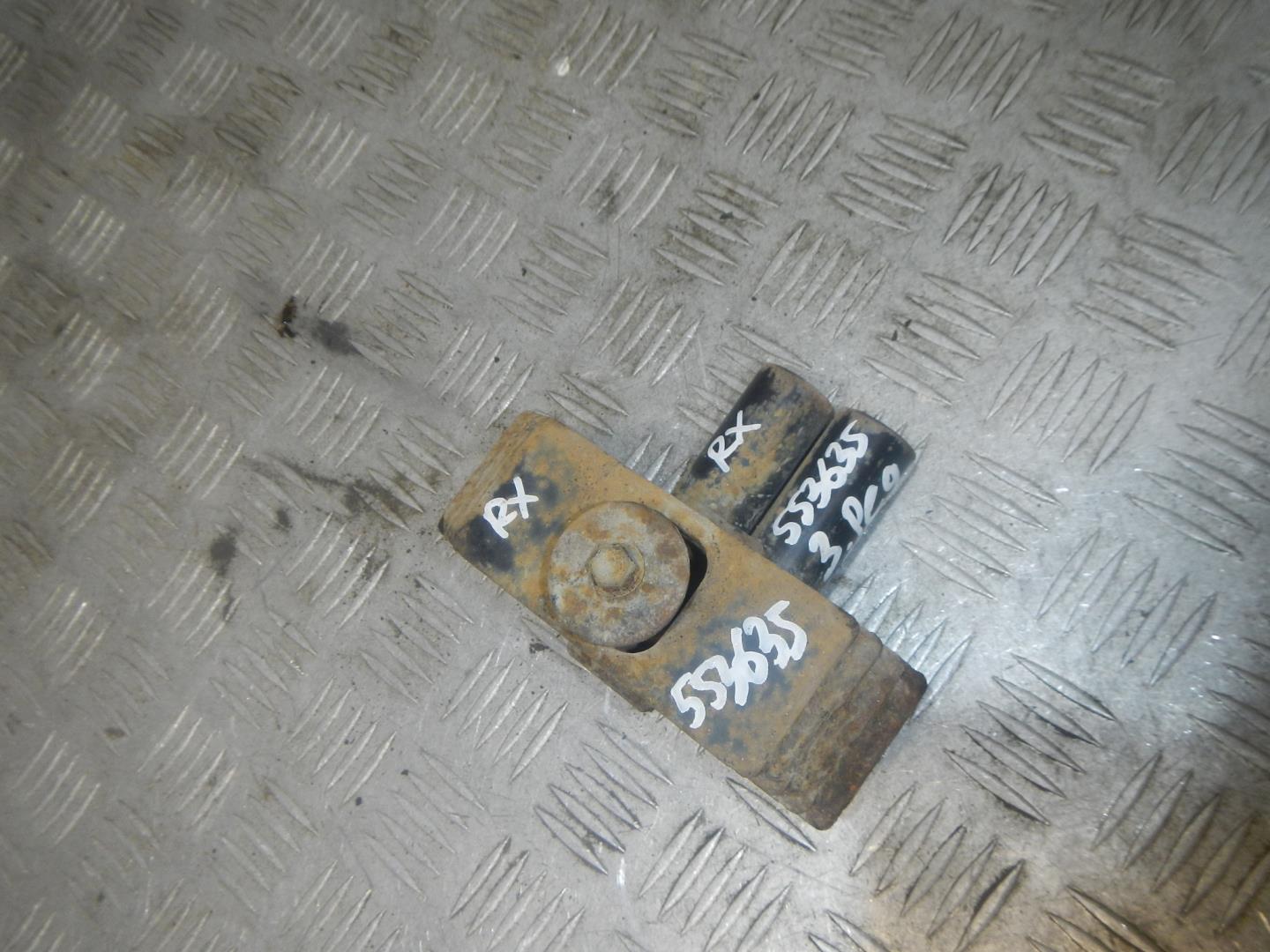 Опора заднего редуктора