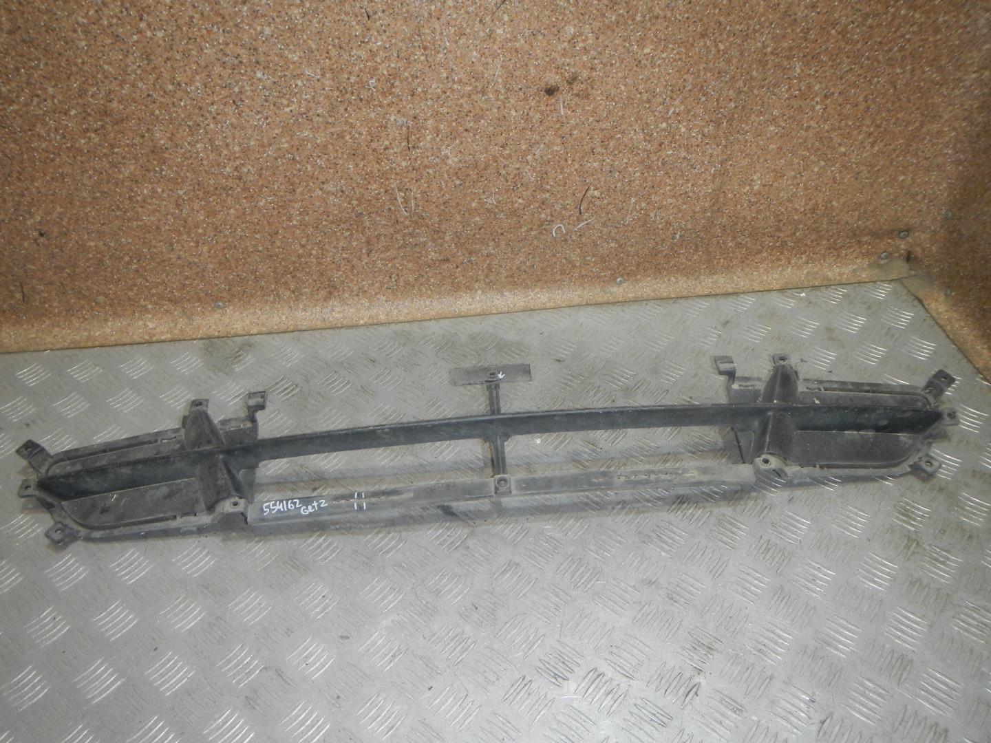 Решетка в бампер центральная