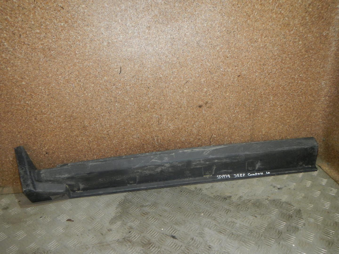 Накладка на порог (наружная)