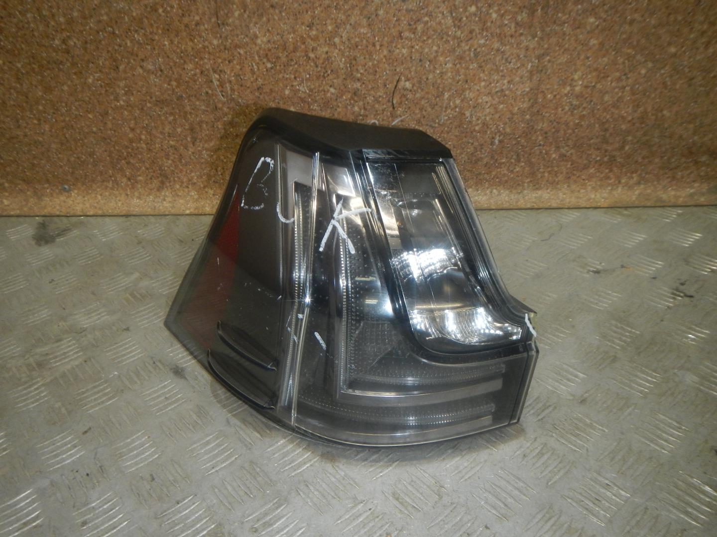 Фонарь задний левый