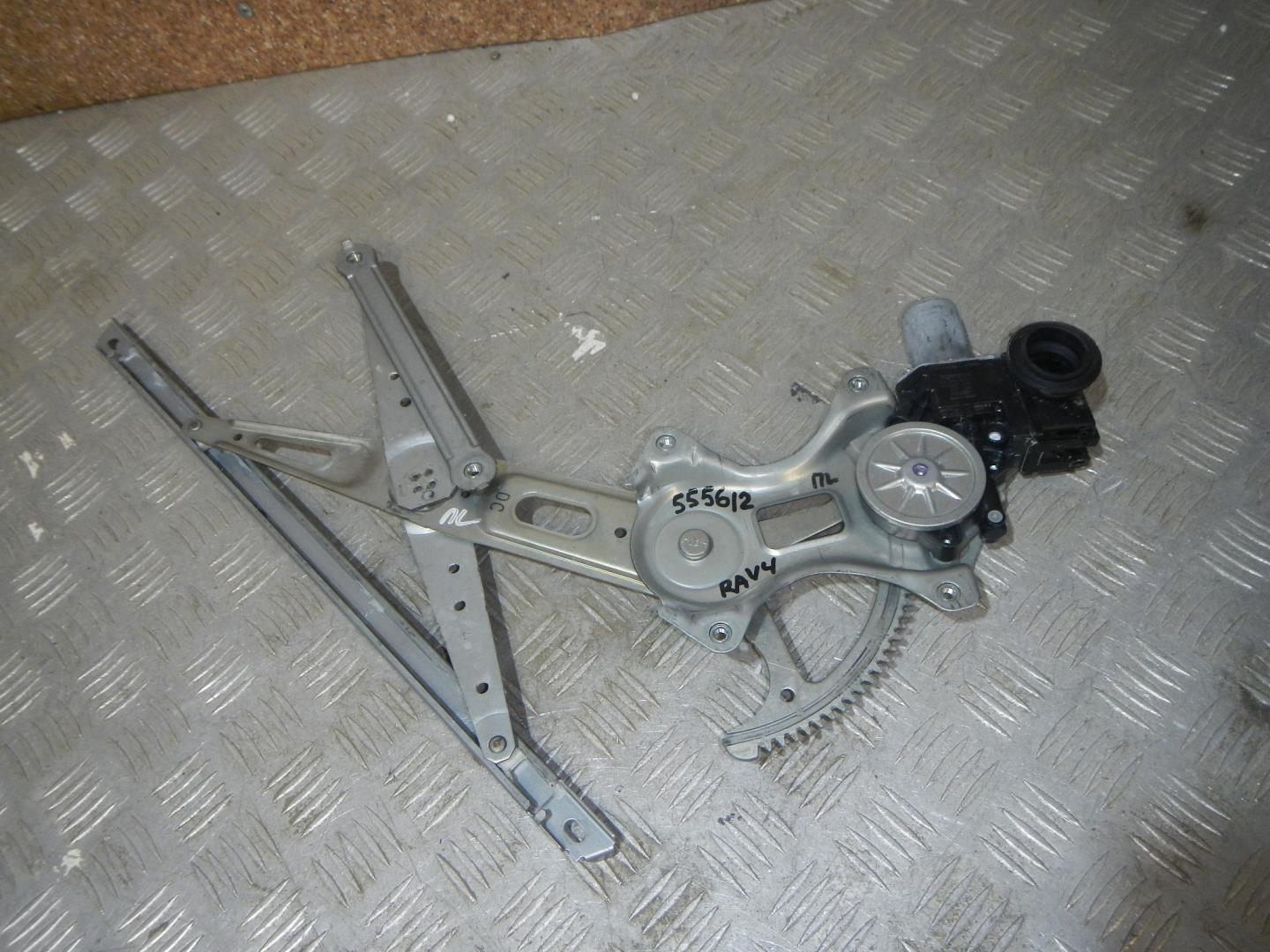 Стеклоподъемник электр. передний левый