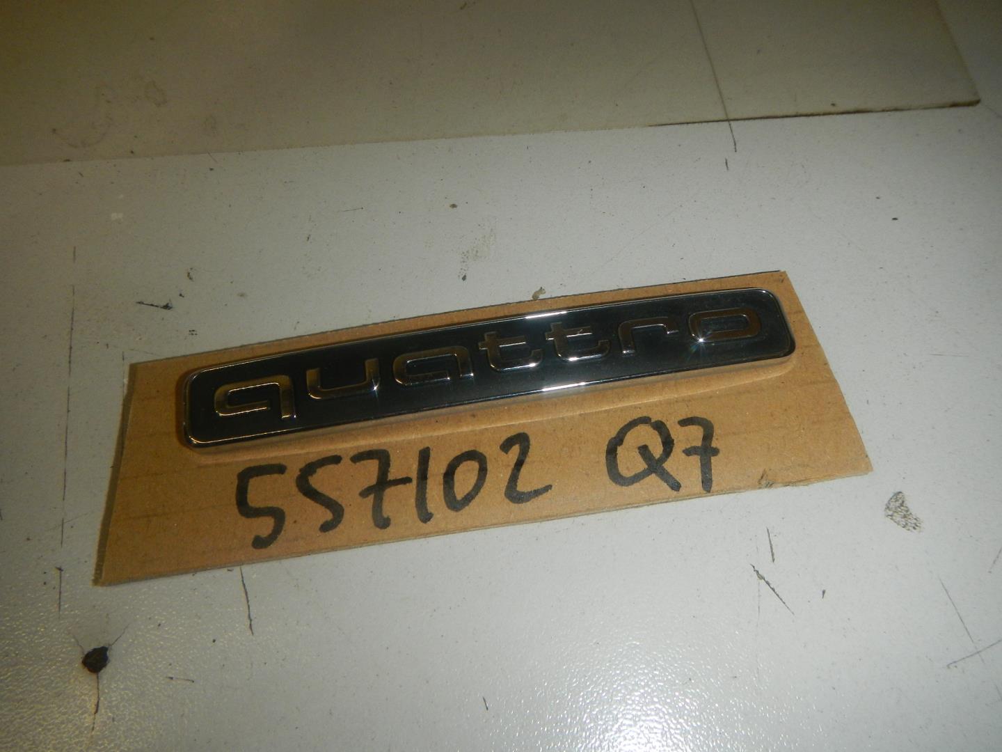 Эмблема на крышку багажника