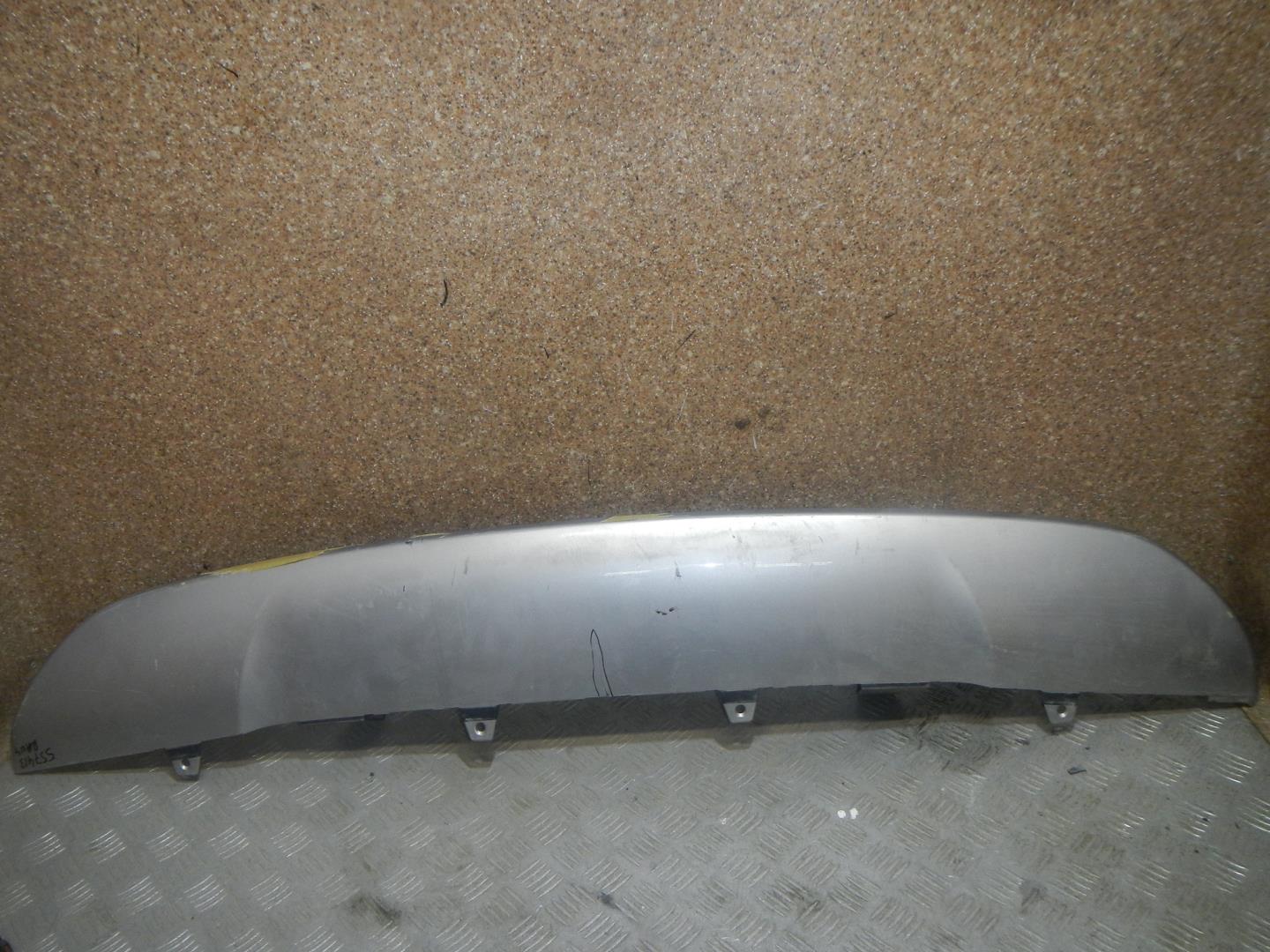 Накладка заднего бампера