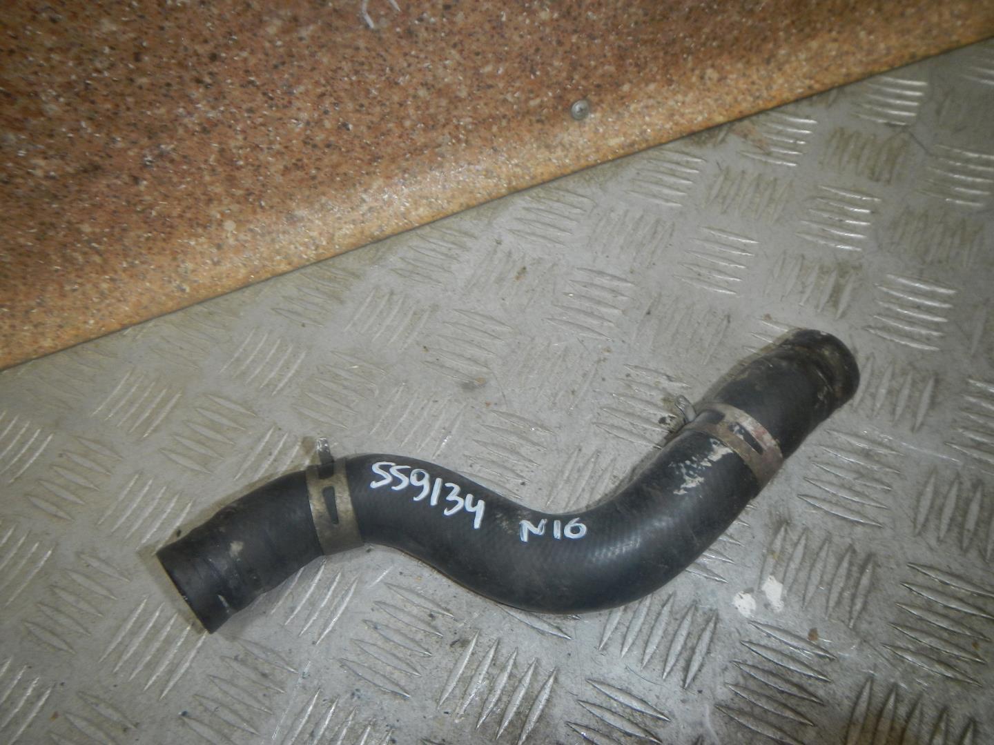 Патрубок радиатора