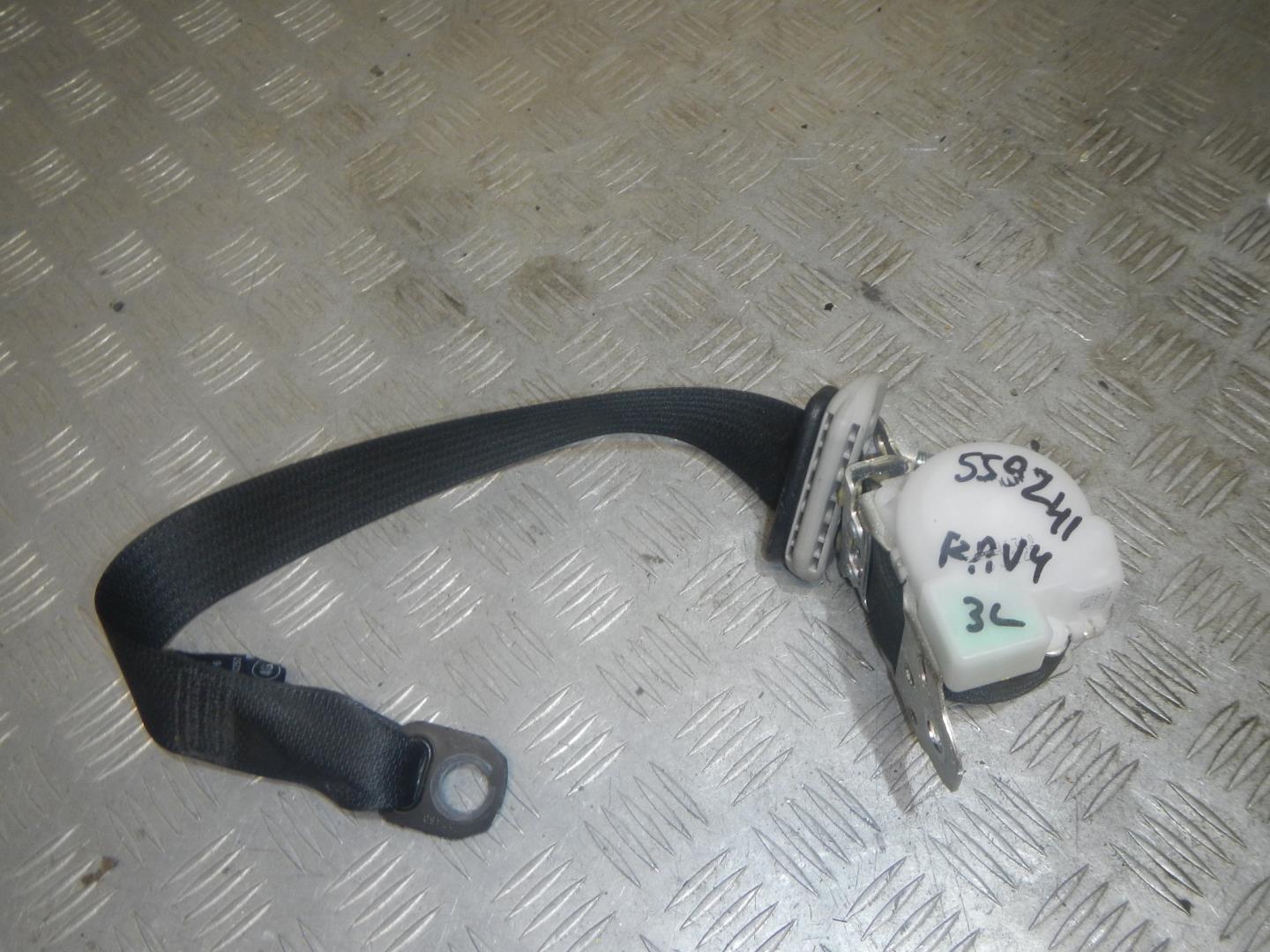 Ремень безопасности